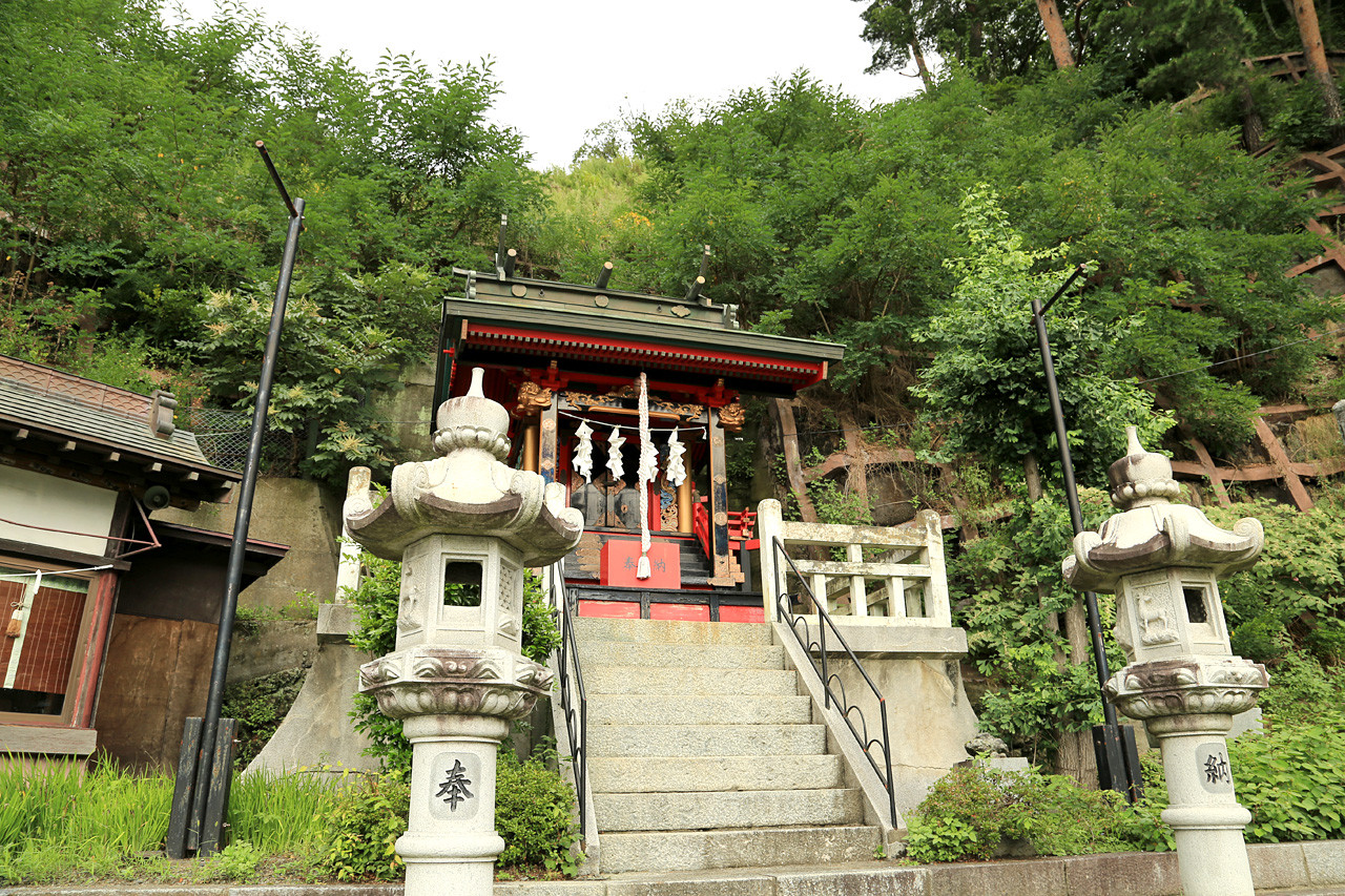 Mitama Kotsu shrine