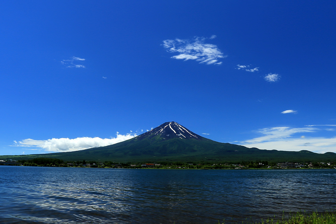 長崎公園 隠れた名所 パノラマ富士山と桜 河口湖 Net
